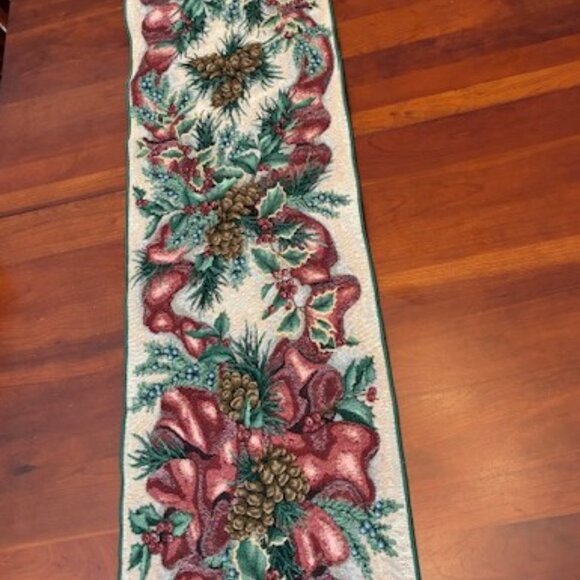 Table Runner 12 x 71" Metallic Pine Cones Green Red Winter Holiday Christmas - Picture 1 of 7
